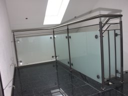 Innengelaender Glas-010